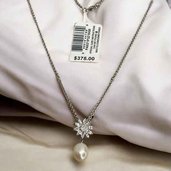 Sterling Silver Pearl (10mm) Starburst Pendant Necklace Luxury Fashion Style NEW - Picture 6 of 16